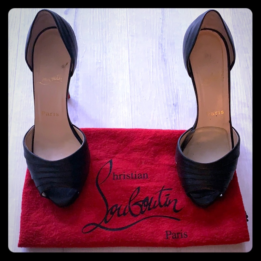 Authentic Christian Louboutin Pumps Size 38